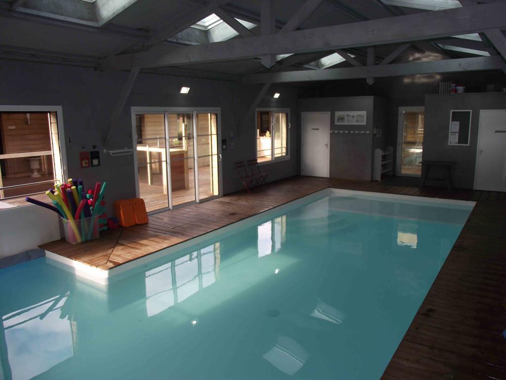 LES BELLES ÉPOQUES B&B - JACUZZI - PISCINE - TERRASSES - BRUMISATEURS - Proche Puy du Fou Saint-Germain-sur-Moine Exterior foto