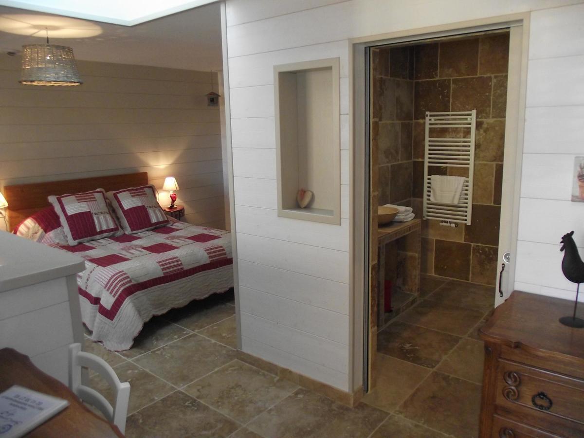 LES BELLES ÉPOQUES B&B - JACUZZI - PISCINE - TERRASSES - BRUMISATEURS - Proche Puy du Fou Saint-Germain-sur-Moine Exterior foto